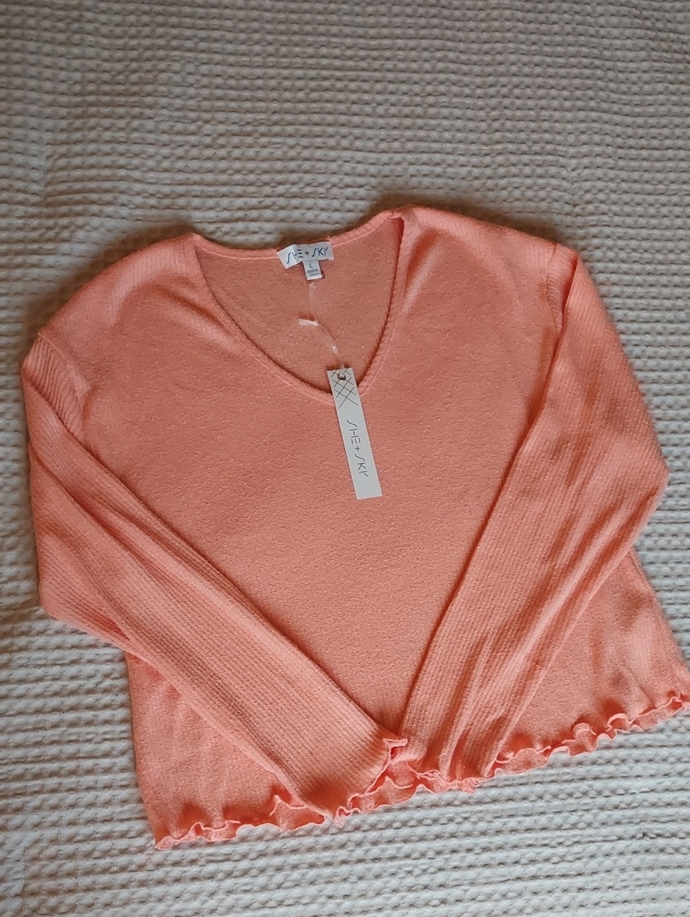 SHE+SKY Peach Ribbed V‑Neck Long Sleeve Top